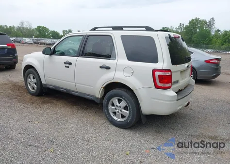 2009 Ford Escape Xlt из США, поврежденный, VIN 1FMCU93779KA88945